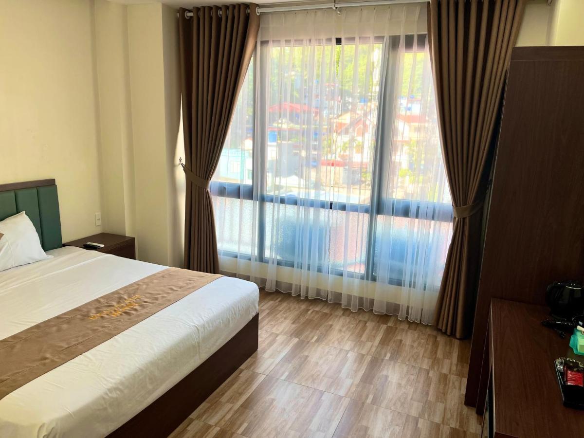 Cat Ba Rosalia Hotel Dong Khe Sau Esterno foto