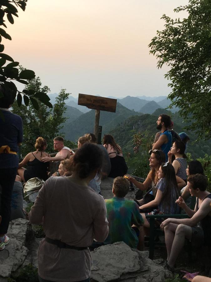 Cat Ba Rosalia Hotel Dong Khe Sau Esterno foto